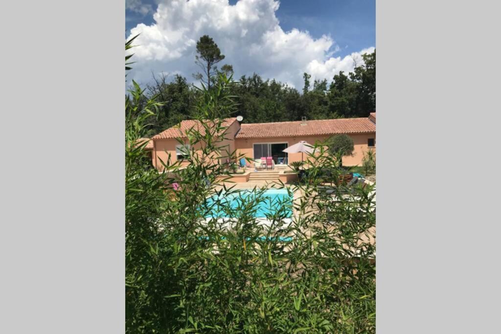 Logement Attenant A Une Villa T2 Avec Terrasse . Besse-sur-Issole Экстерьер фото